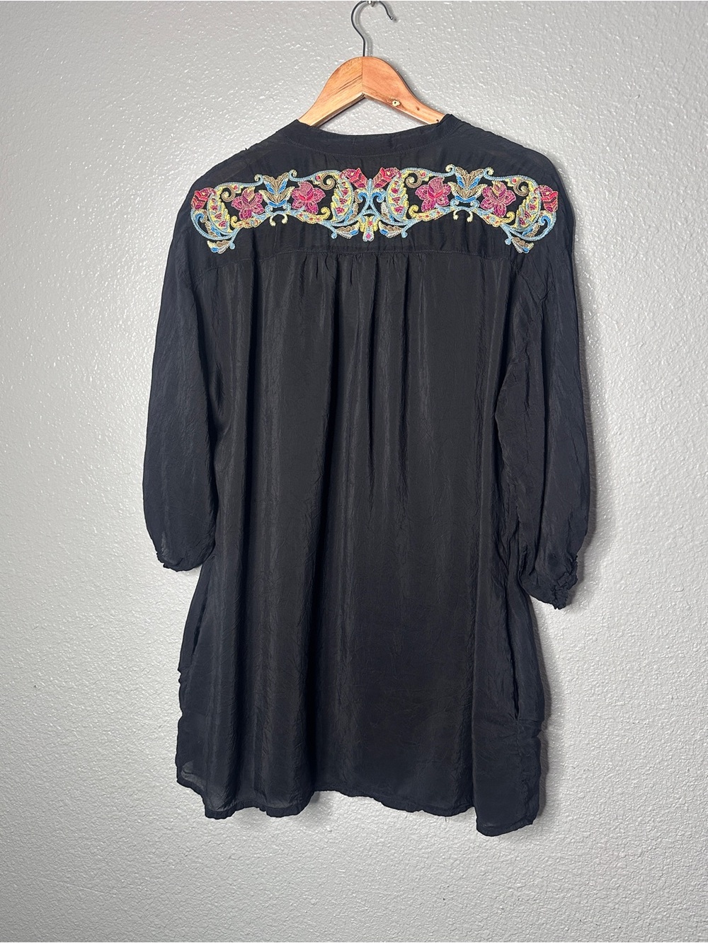 Johnny Was floral embroidered tunic with pockets large L - Picture 6 of 7